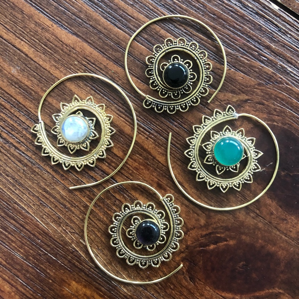 Spiral Earrings ⭕️ Golden Brass & Gemstone